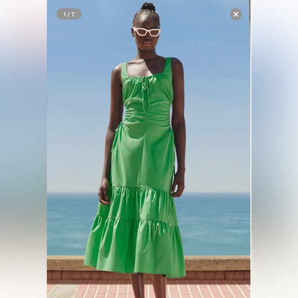 ASTR the Label - Bridget Dress - Picture 2 of 6